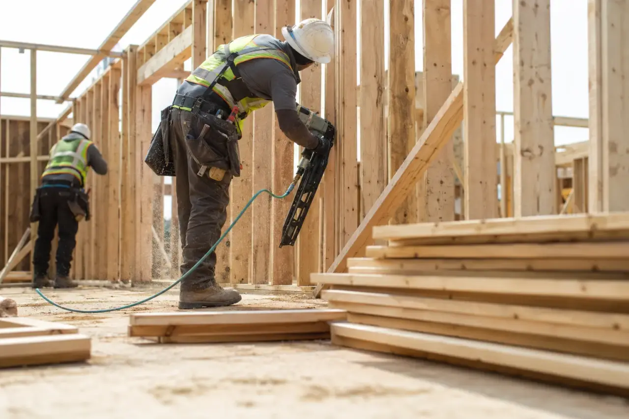 Framing Contractor across Aldershot